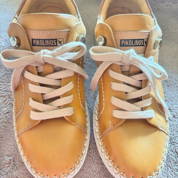 Pikolinos Camel Leather Casual Shoes - Picture 4 of 10